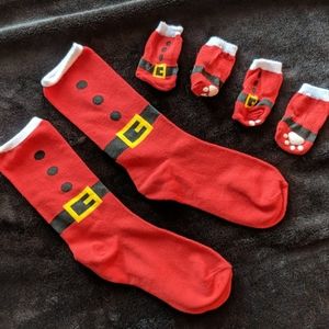 Matching dogmom/puppy set of santa xmas socks